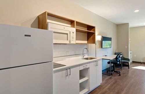 Port Charlotte - Charlotte Harbor Hotel | Extended Stay America Premier Suites Port Charlotte I75