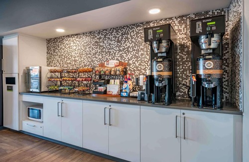 Gibsonton Hotel | Extended Stay America Premier Suites Tampa Gibsonton Rivervi