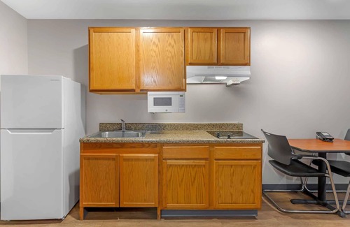 Fort Myers Hotel | Extended Stay America Select Suites - Fort Myers - Northeast