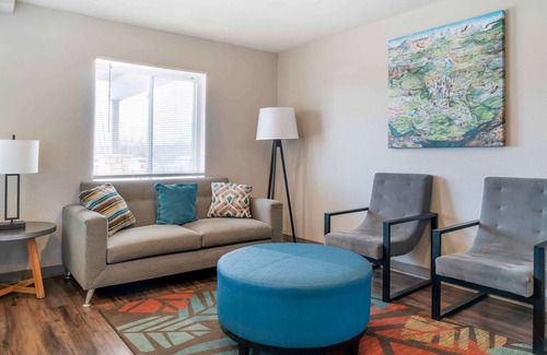 Rochester Hills Hotel | Extended Stay America Suites - Detroit - Rochester Hills
