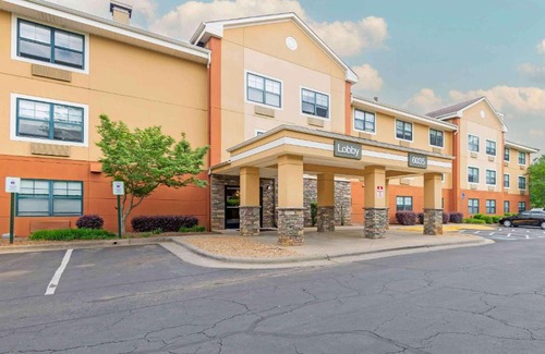 Executive Park Hotel | Extended Stay America Select Suites - Charlotte - Tyvola Rd