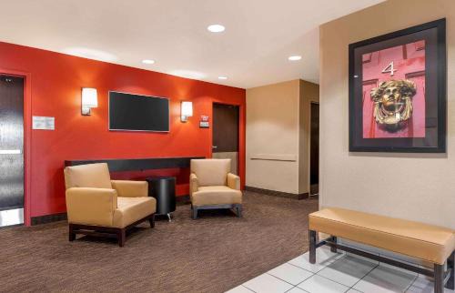 O'Fallon Hotel | Extended Stay America Select Suites - St Louis - O' Fallon, IL