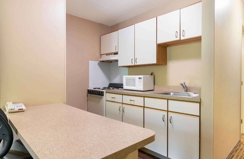Columbia Hotel | Extended Stay America Select Suites Columbia Gateway Drive