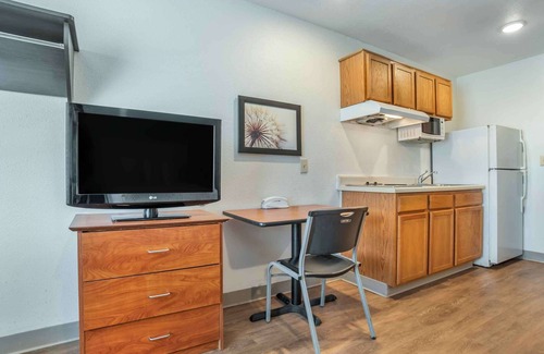 Byram Hotel | Extended Stay America Select Suites - Jackson - South