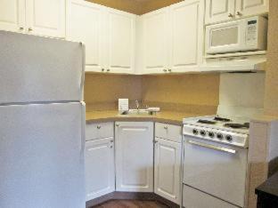 Greensboro Hotel | Extended Stay America Suites - Greensboro - Airport