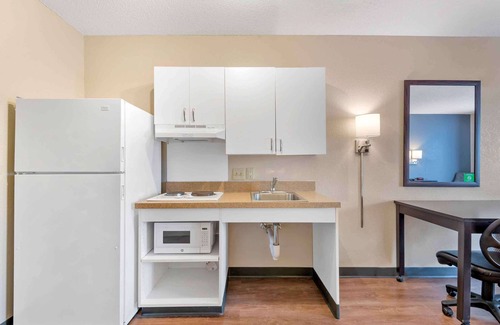 Pleasanton Hotel | Extended Stay America Suites Pleasanton Chabot Dr