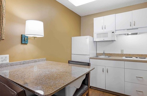 Mission Valley East Hotel | Extended Stay America Suites San Diego Fashion Valley