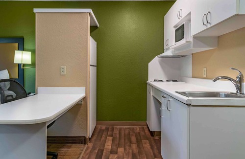 Bryant Pattengill West Hotel | Extended Stay America Suites Detroit Ann Arbor Briarwood Mal