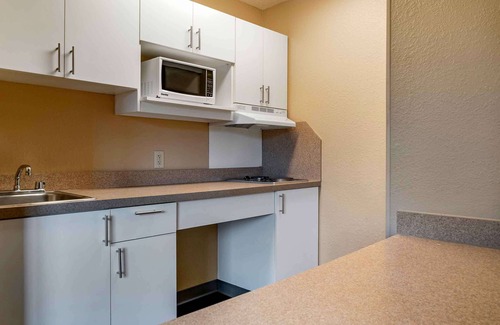 Bryant Pattengill West Hotel | Extended Stay America Suites Detroit Ann Arbor Briarwood Mal