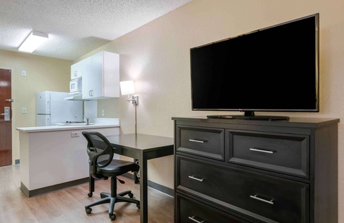 Coliseum Central Hotel | Extended Stay America Suites Hampton Coliseum