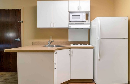 Canton Hotel | Extended Stay America Suites Detroit Canton
