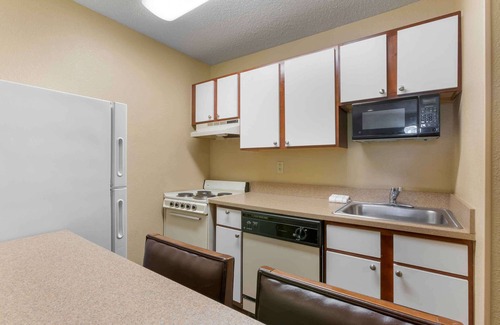 Maumee Hotel | Extended Stay America Suites Toledo Maumee