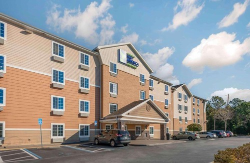 Hollyford Hotel | Extended Stay America Select Suites - Jacksonville - North