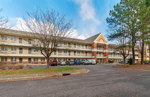 Central Newport News Hotel | Extended Stay America Select Suites - Newport News - Oyster Point