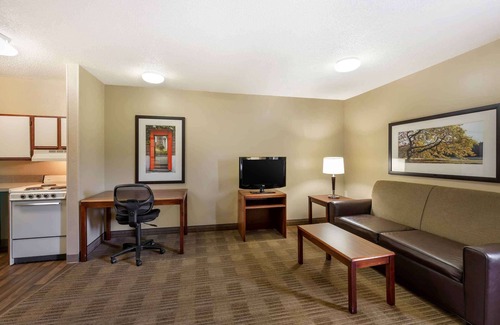 North Olmsted Hotel | Extended Stay America Suites Cleveland Great Northern Mall