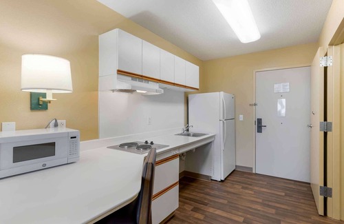 Vernon Hills Hotel | Extended Stay America Select Suites Chicago Vernon Hills Lin