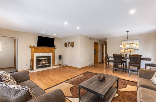 Itasca House | Extended Stay Itasca FHS Rental