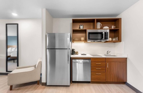 Cheyenne Hotel | Extended Stay Suites | 2 Units | Cheyenne WY Central Location
