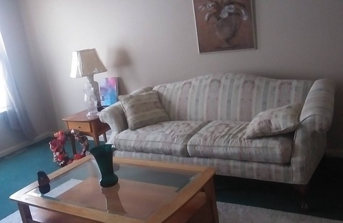Harrisburg - Hershey House | Extended Stay Townhome walking distance to Downtown Harrisburg