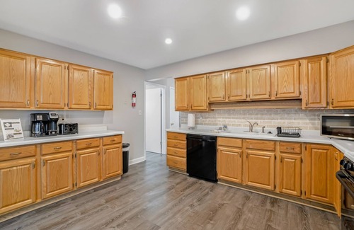 Elk Grove Village House | Extended Stay Elk Grove Village FHS Rental - Kingsbridge Rd