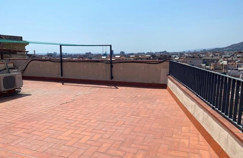 Sant Gervasi – la Bonanova Condo | Exterior room in upper area of barcelona exterior room TOP LOCATION