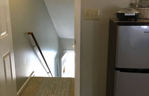 Hampton House | Extra large master suite in Hampton Centrally located