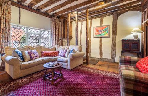 Lavenham House | Extraordinary 15th Century timber framed cottage in famous Medieval village - The Tryst
