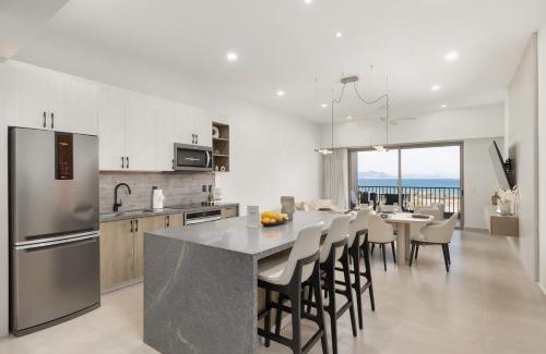 Loreto House | Extraordinary Beachfront Danzante Bay Loreto