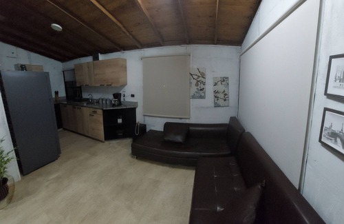 El Penol Cabin | Extraordinary Cabin well located with Jacuzzi Spa, for 6 people in El Peñol.