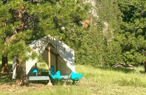Shoup RV Rental | Extraordinary Retreat on the Scenic Salmon River!