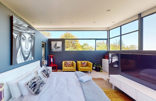 Redhill Villa | Extraordinary Villa in Cape Town. Perfect for a group trip or large family