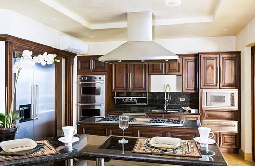 Playa Flamingo Villa | Extravagant Beachfront Mansion in Flamingo - Second to None