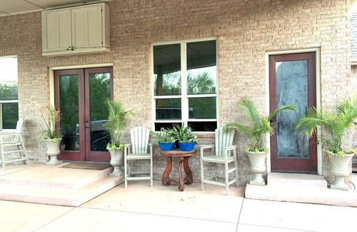Central Oklahoma City House | Extravagant Heated Indoor pool w/3 beds, 3 baths! n