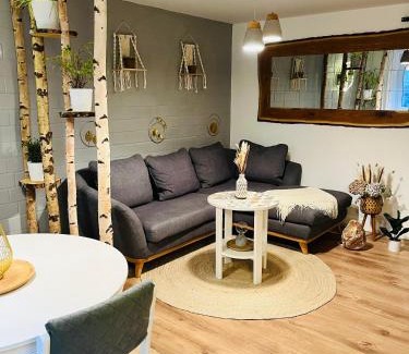 Gross Glienicke House | Extravagantes Apartment