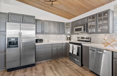 George Town House | Exuma Family Vacation Home - Spacious, Convenient, The Views!
