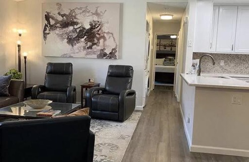 Cathedral City Apartment | Eye Catching.Beautiful, Cozy, Furnished Condo