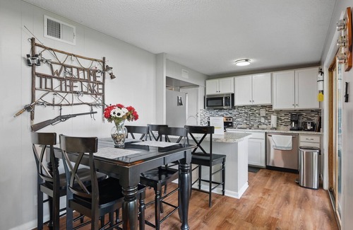 Quinlan House | EZ Access Lake House