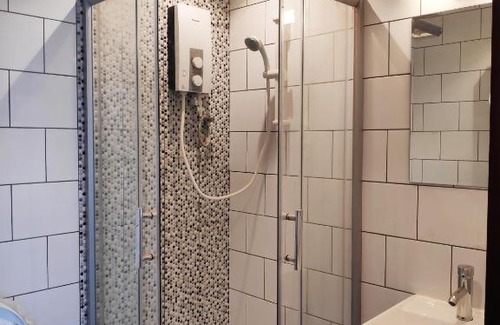 Gadong Hotel | EZ Suites