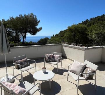 Eze House | Eze Villa