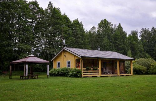 Kusneri House | Ezerzemes