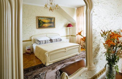 Codru Hotel | ezio