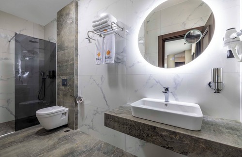 Avcilar Hotel | Ezkar Bathonea Art İstanbul Hotel