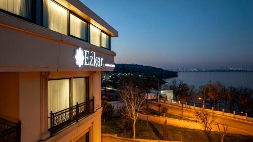 Avcilar Hotel | Ezkar Bathonea Art İstanbul Hotel