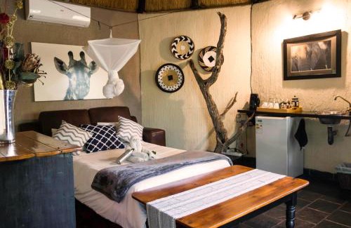 Maruleng Cabin | Ezulwini Game Lodges