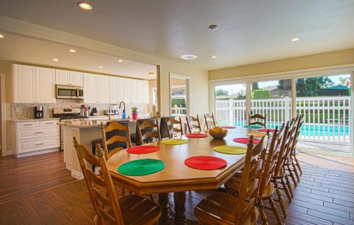 Northwest Anaheim House | F-15 Haunted Mansion