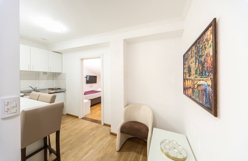 Kragujevac House | F Apartmani Kragujevac - Luxuary Business Suites
