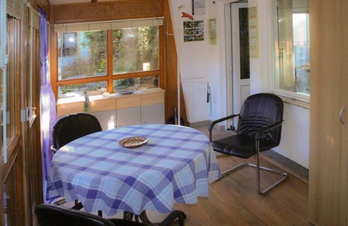 Klein Koris House | F*** bungalow for 3 people. in a charming forest and lake landscape 35 km south. Berlin