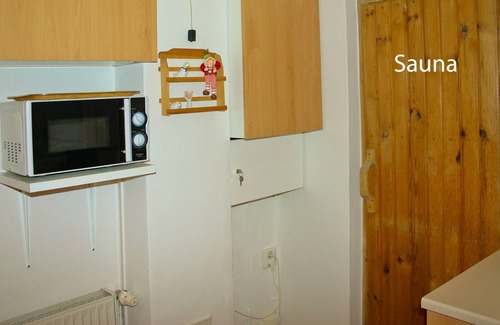 Klein Koris House | F*** bungalow for 3 people. in a charming forest and lake landscape 35 km south. Berlin