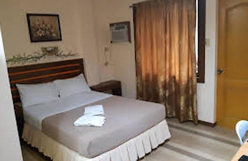 Canloan City Hotel | F&C Guest House