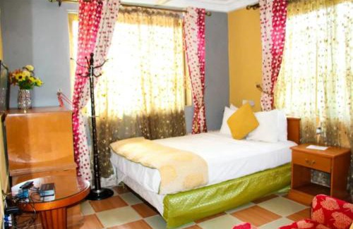 Tema Hotel | F E E B Fiesta Hotel